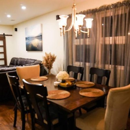 Nice And Cozy. Sleeps 5. Apartment ชิคาโก ภายนอก รูปภาพ
