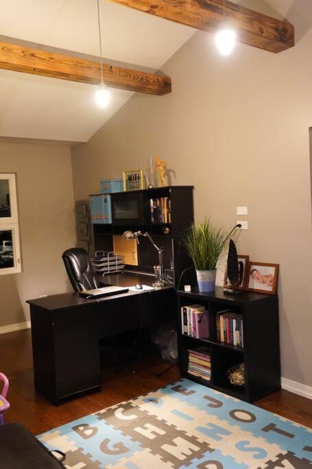 Nice And Cozy. Sleeps 5. Apartment ชิคาโก ภายนอก รูปภาพ